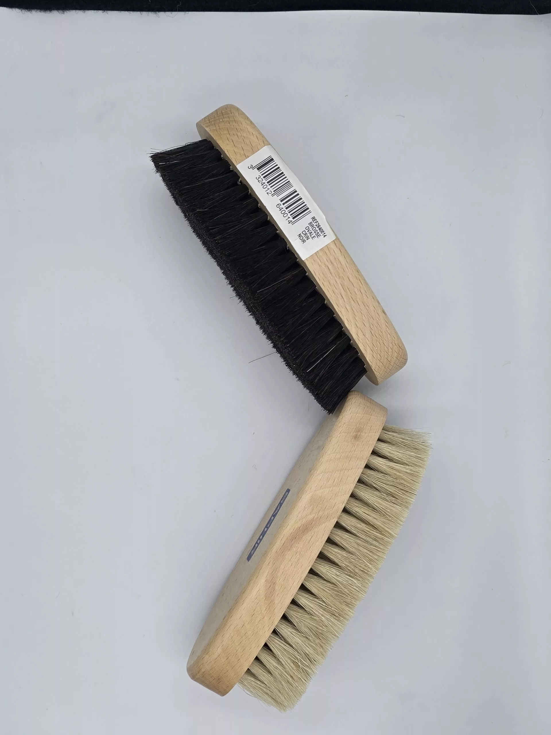 Brosse Ovale Saphir en Crin de Cheval (13.5cm) – Lustrage & Entretien Cuir