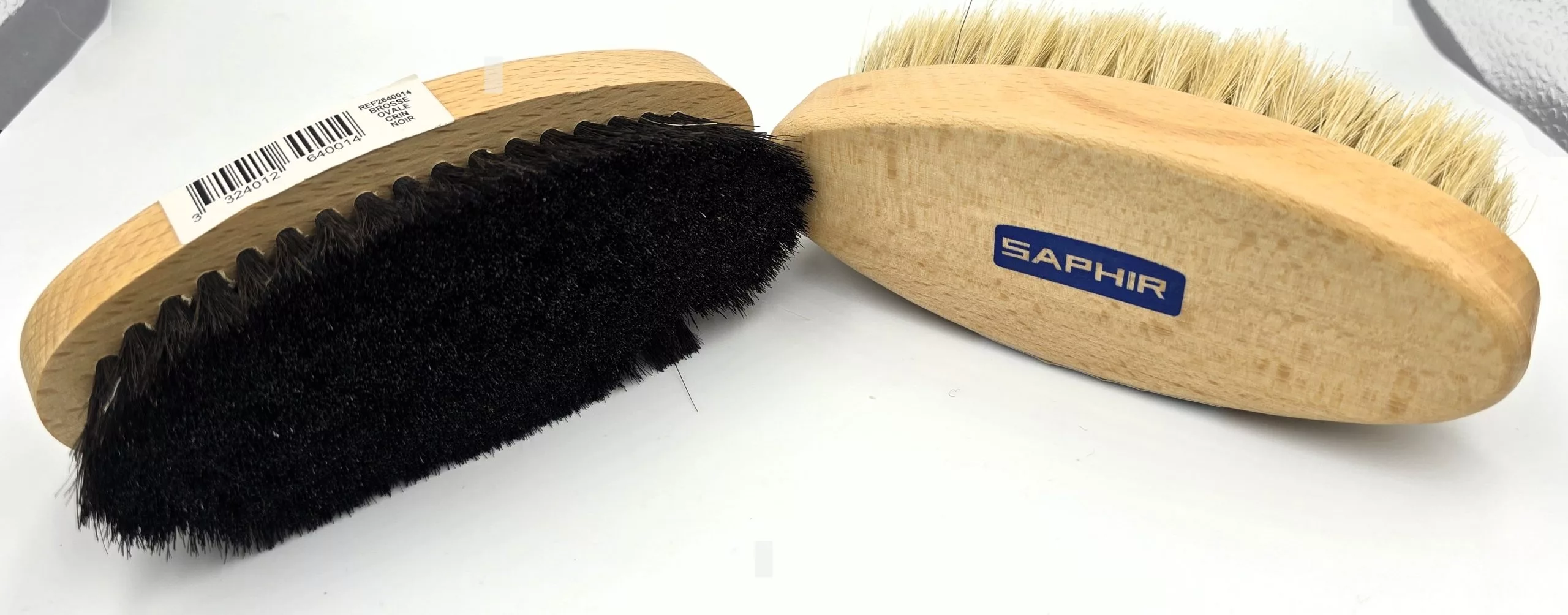 Brosse Ovale Saphir en Crin de Cheval (13.5cm) – Lustrage & Entretien Cuir