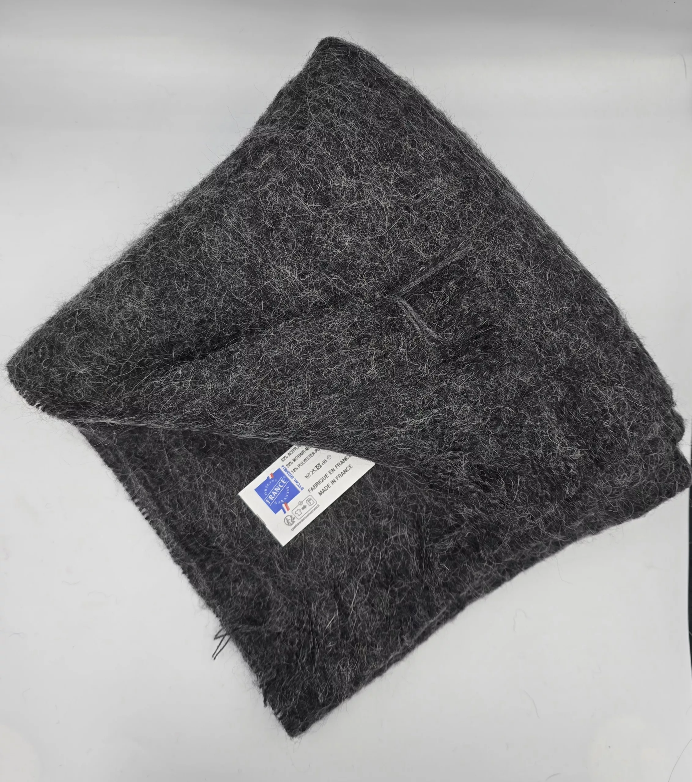 Écharpe Moelleuse « New Milène » en Mohair – Pierre Quioc – Fabriquée en France